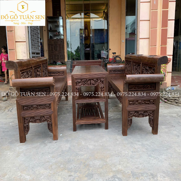 Bộ Trường Kỷ Đục Tích Tam Quốc Chạm Tay Tinh Xảo – Nâng Tầm Không Gian Sống 