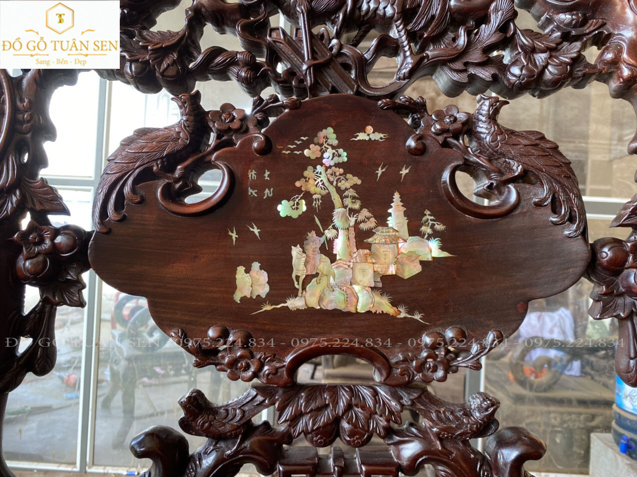 Mời quý khách xem vẻ đẹp thực tế của bộ khánh rồng