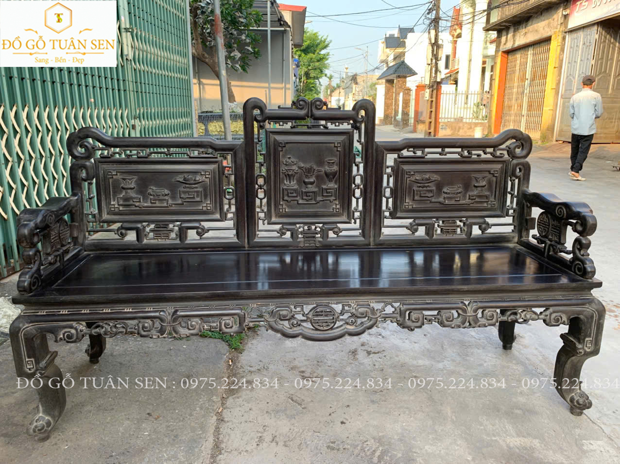 Bộ trường kỷ  tam sơn đục chạm 2 mặt sắc nét gỗ gụ 