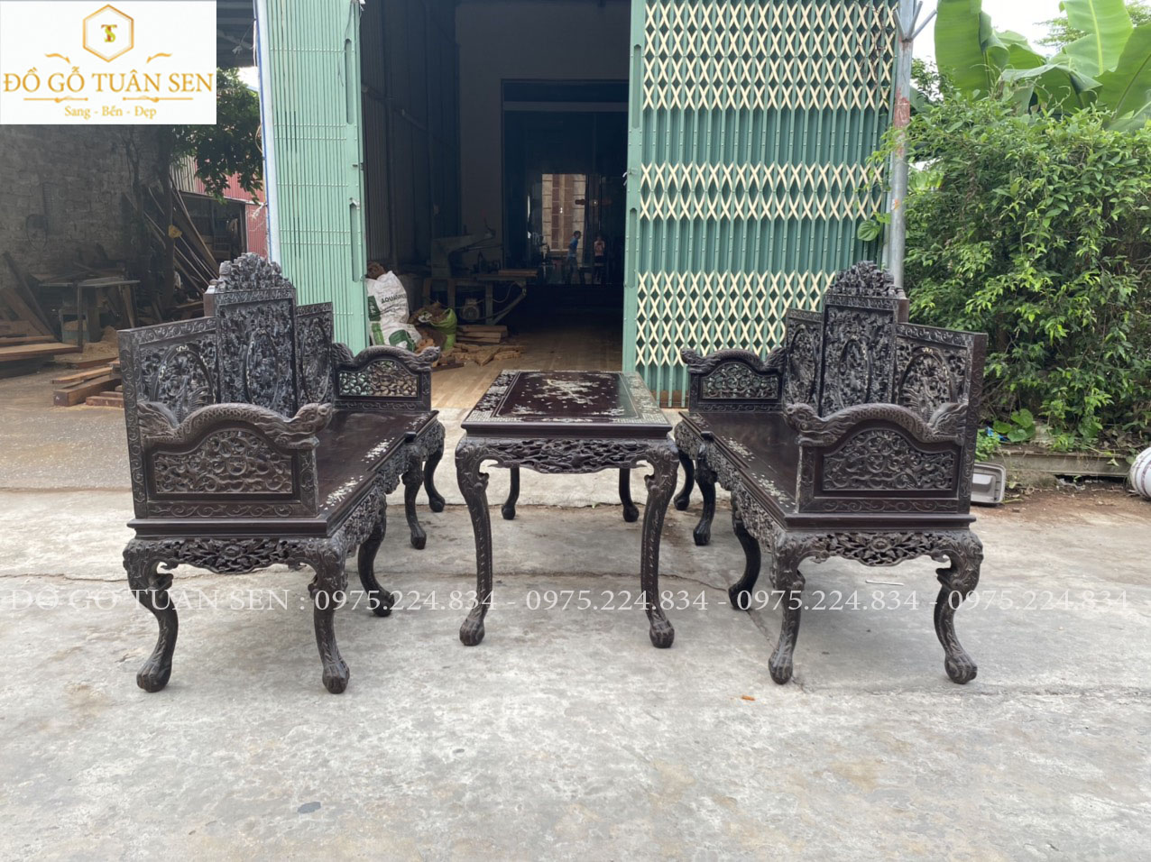 Bộ trường kỷ huế gỗ gụ khảm ốc dáng đẹp nhất 2023