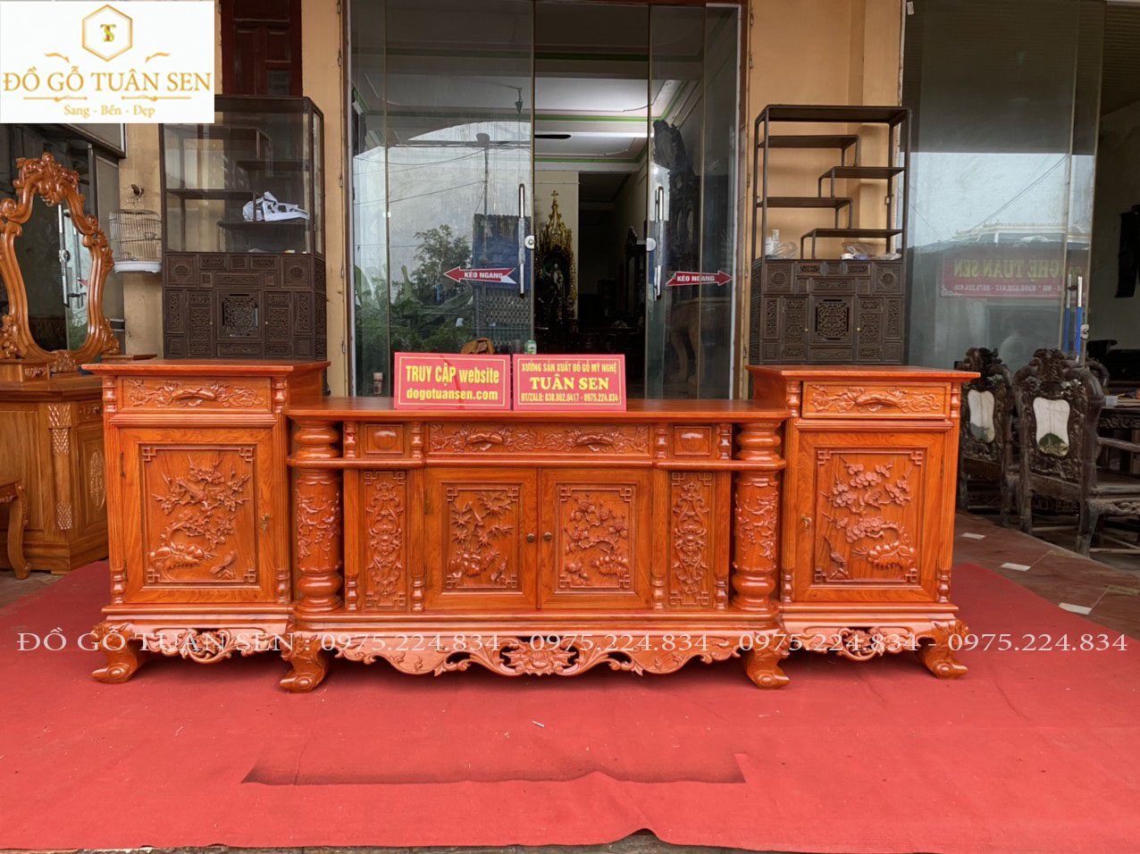 Kệ tivi gỗ hương cột nho 