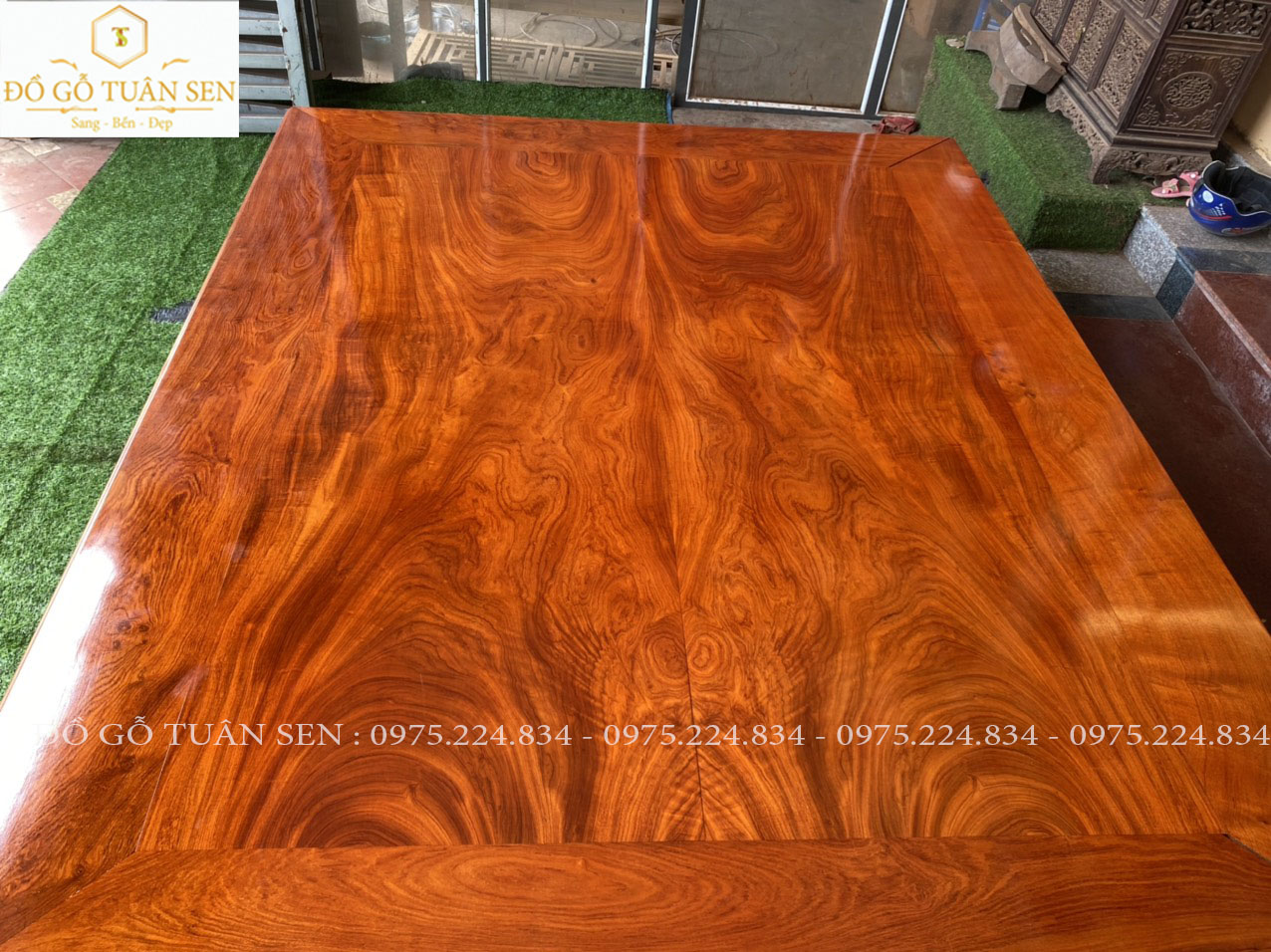 Hình ảnh chi tiết bộ sập trơn gỗ hương đẹp 