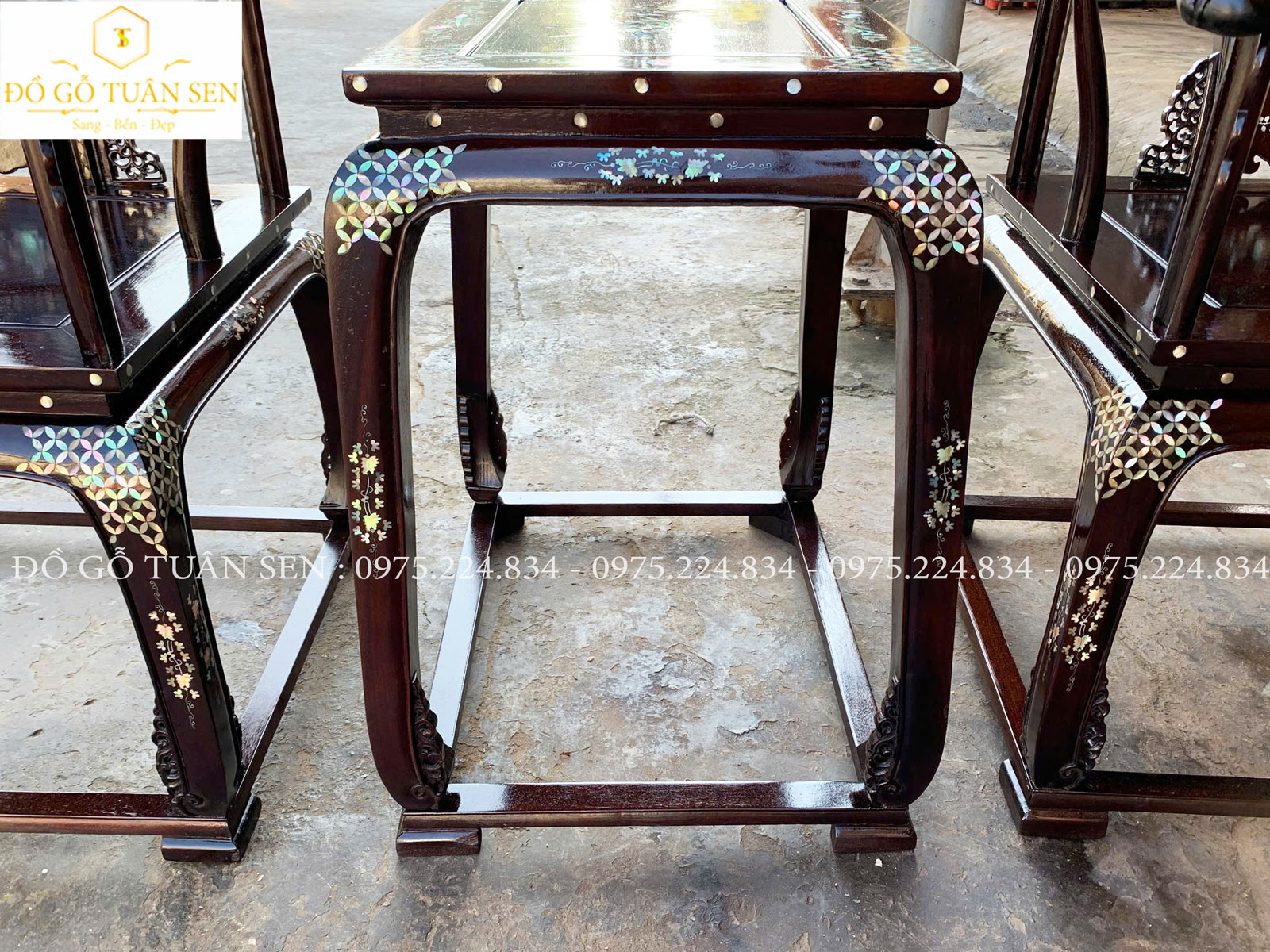 Nét đẹp của bộ ghế minh đế gỗ gụ khảm ốc 