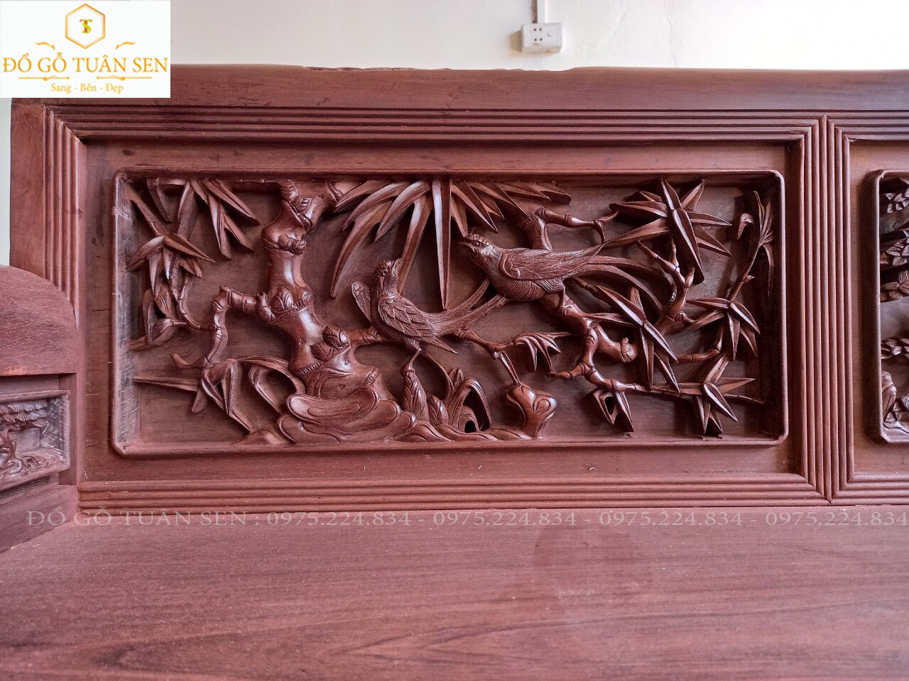 vẻ đẹp của bộ trường kỷ đục tùng chúc cúc mai 